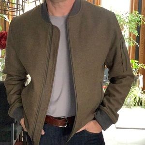 Men’s Banana Republic Jacket Green with Grey trim.  Size L